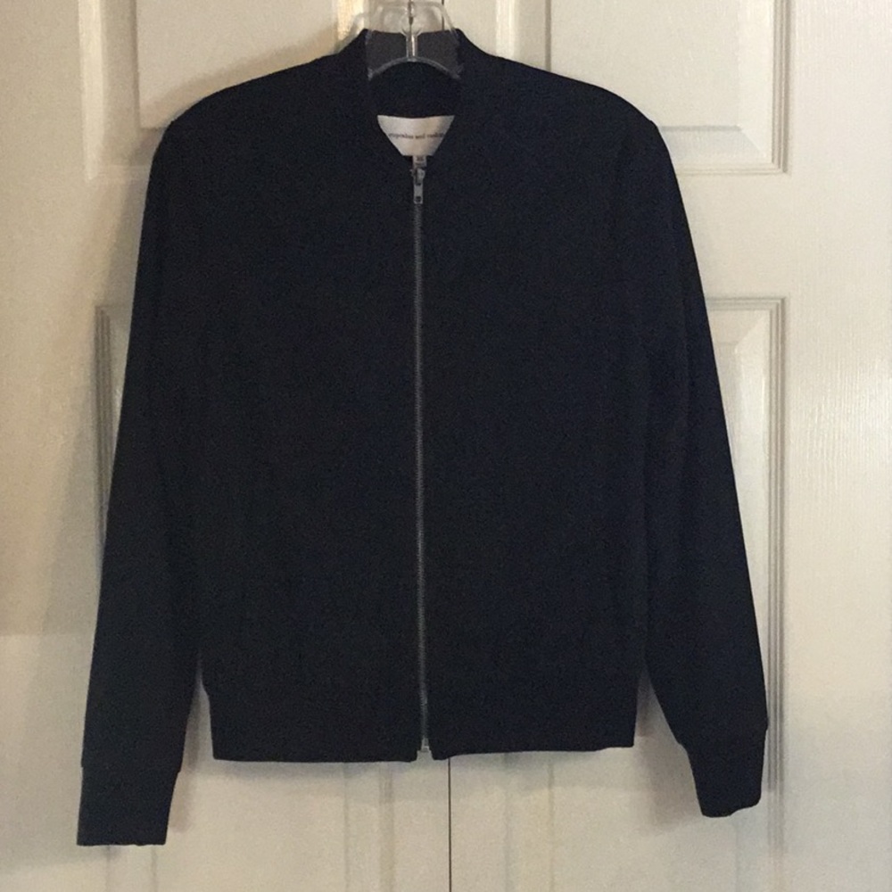 NWT. Cupcakes and Cashmere, Black bomber Jacket XS